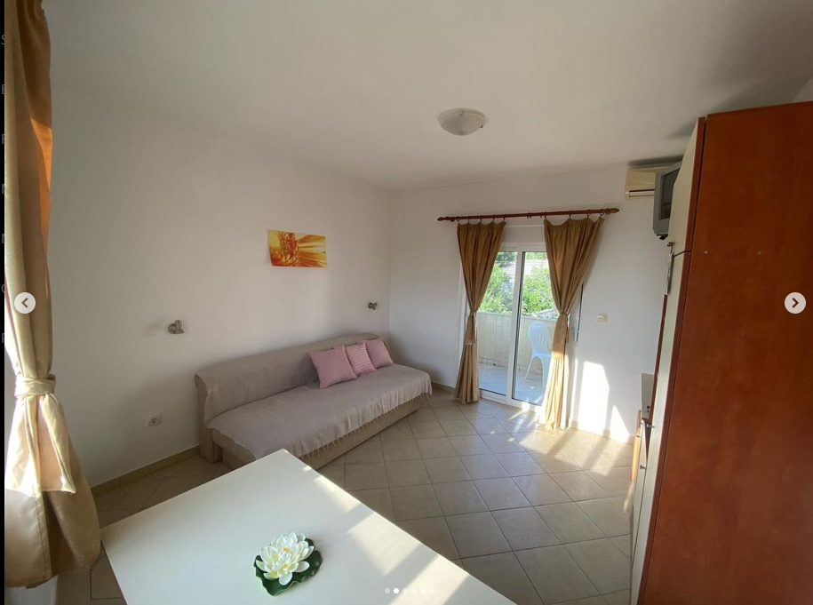 Image of House - 6 Bedrooms - 6 Bathrooms for Sale in Bar-Dobre Vode-Montenegro, Image 11
